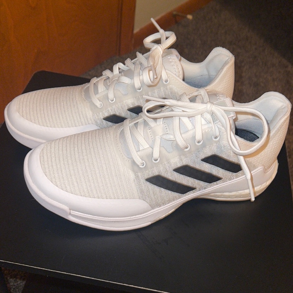 Womens sneakers